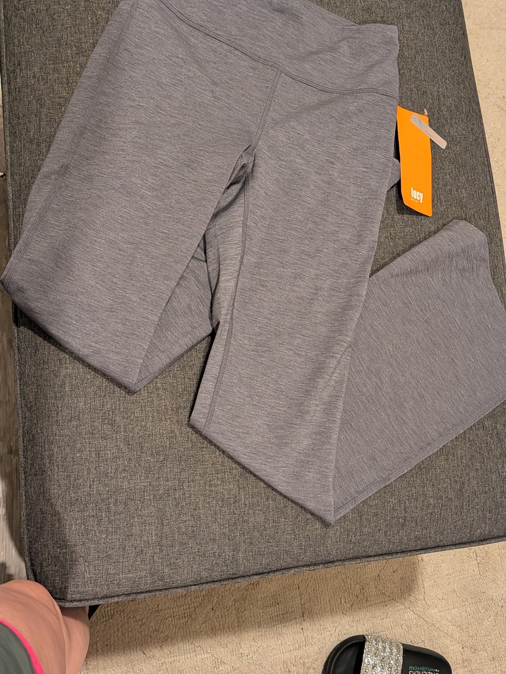 Lucy Strong Is Beautiful Flare Gray Active Pants Size Small
